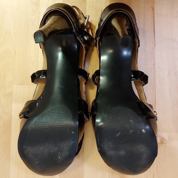 Guess WG Deceit Platform Heels - Picture 6 of 6